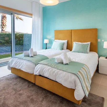 Ferrel Sleeps 6 With Pool And Wifi Villa Ferrel (Leiria)