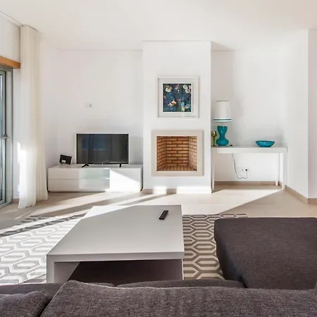 Villa Ferrel Sleeps 6 With Pool And Wifi Ferrel (Leiria)